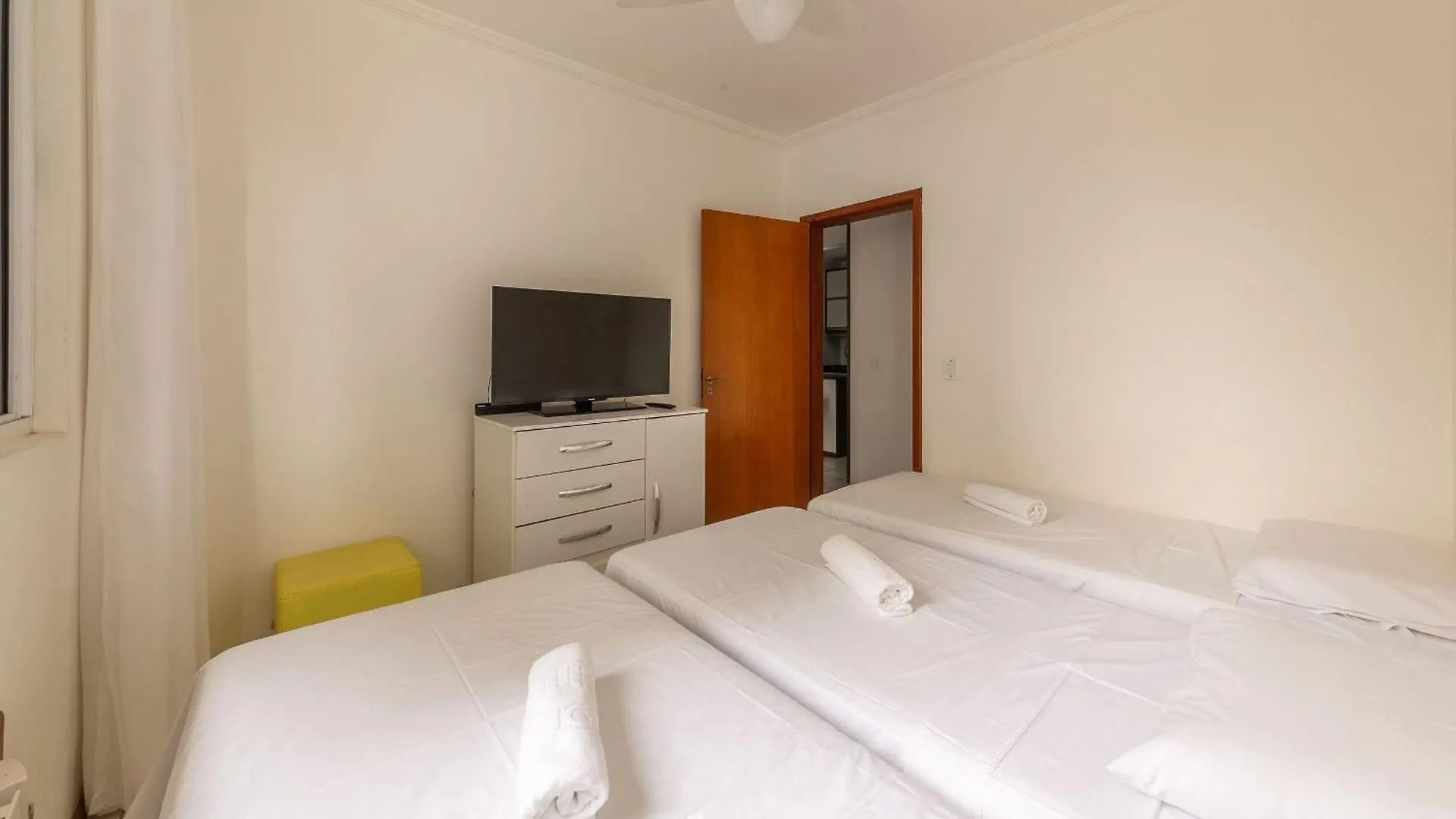 Apartment Apto Aconchegante No Centrinho Dos Ingleses Lib203 Florianopolis Brazil
